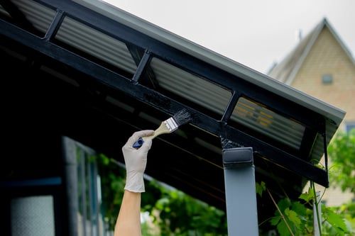 Gutter Painting / Pintura de Canaletas