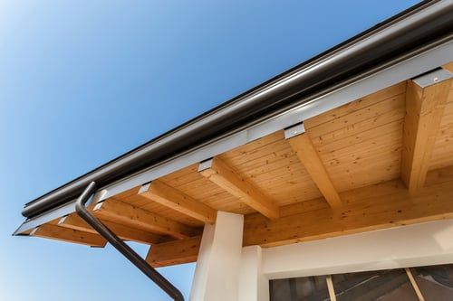 Seamless Gutter Installation / Canaletas Sin Costura